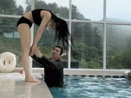 其实穿比基尼，不一定非得学游泳